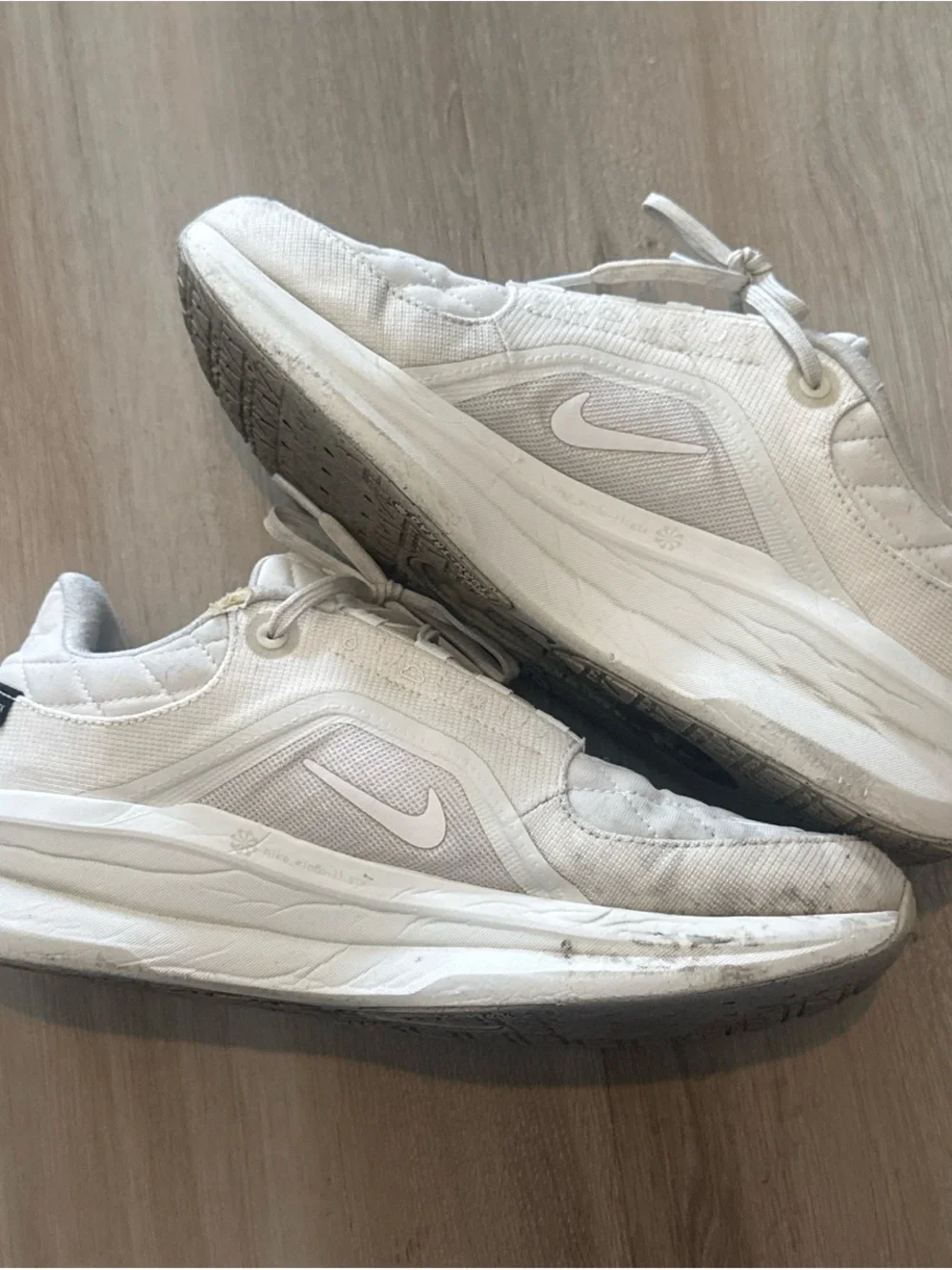 Nike All-White Mesh Running Shoes - Low Top Swoosh